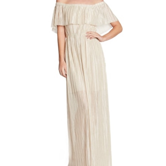 Dress the population of the shoulder gold dress - Picture 2 of 3